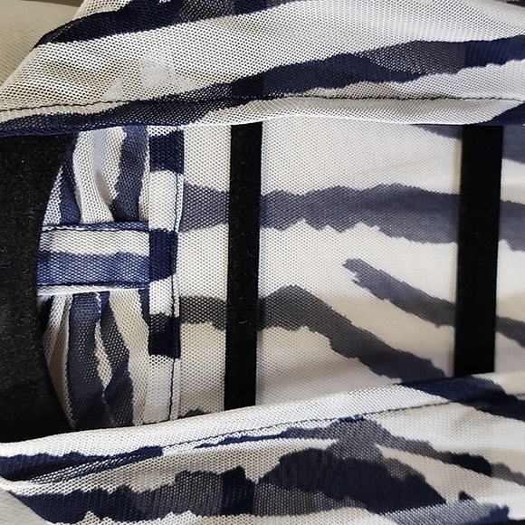 Chicos Travelers Collection Mesh Zebra Black White Blue Print Cardigan Size 3 XL - Picture 7 of 9